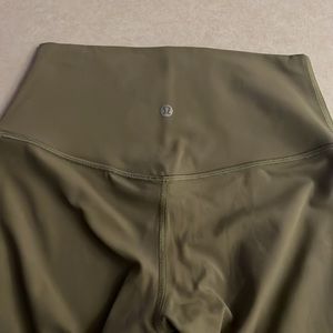 NWOT Lulu align leggings